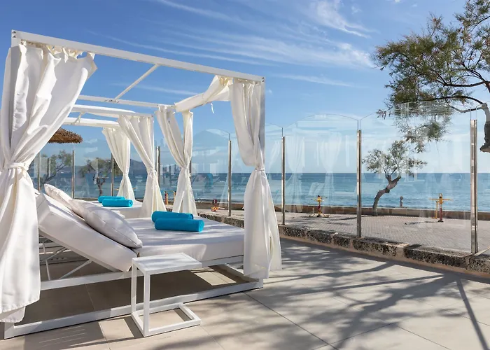 Ferrer Concord Hotel & Spa (Adults Only)