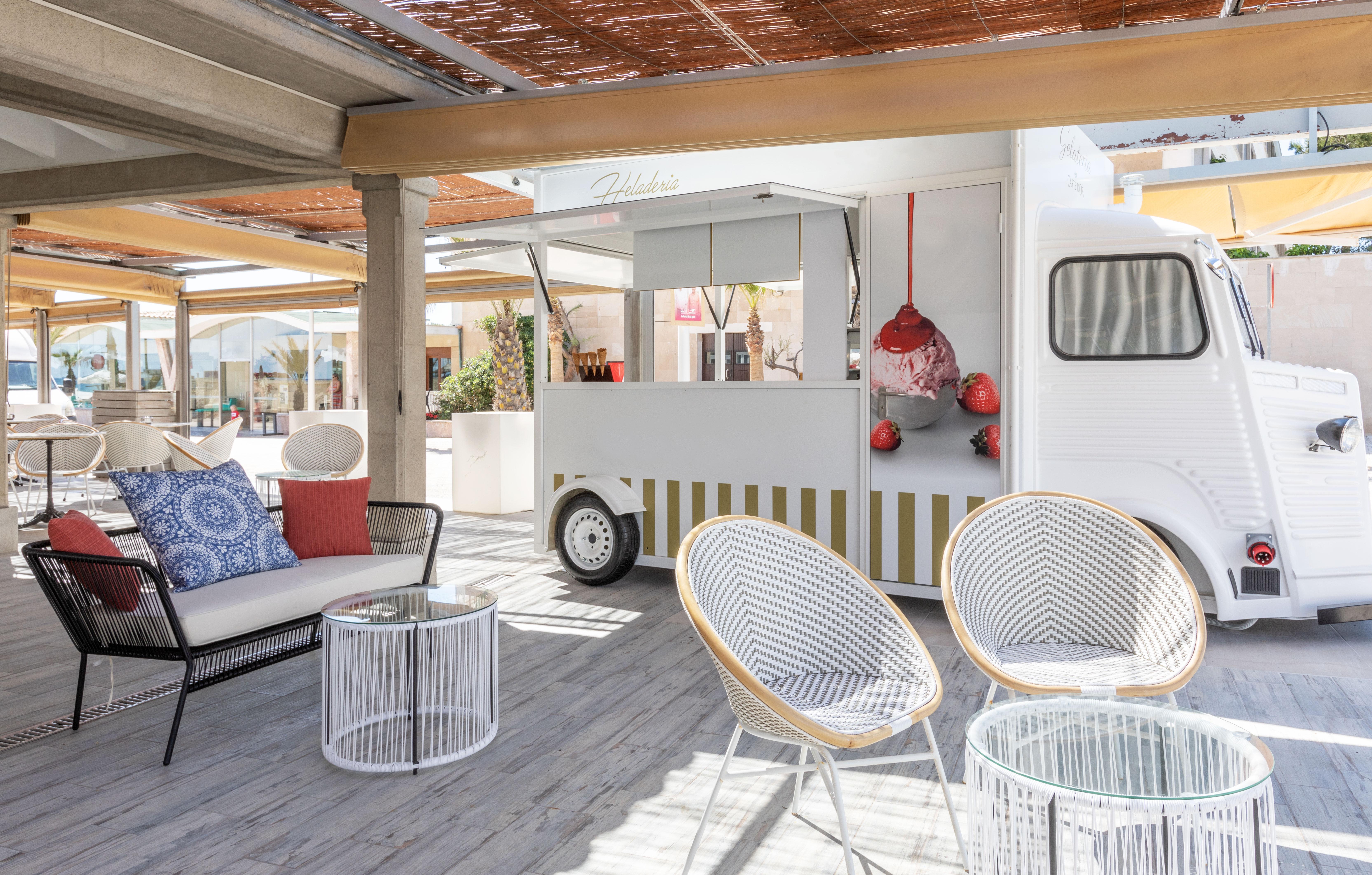 Ferrer Concord & (adults Only) Hotel