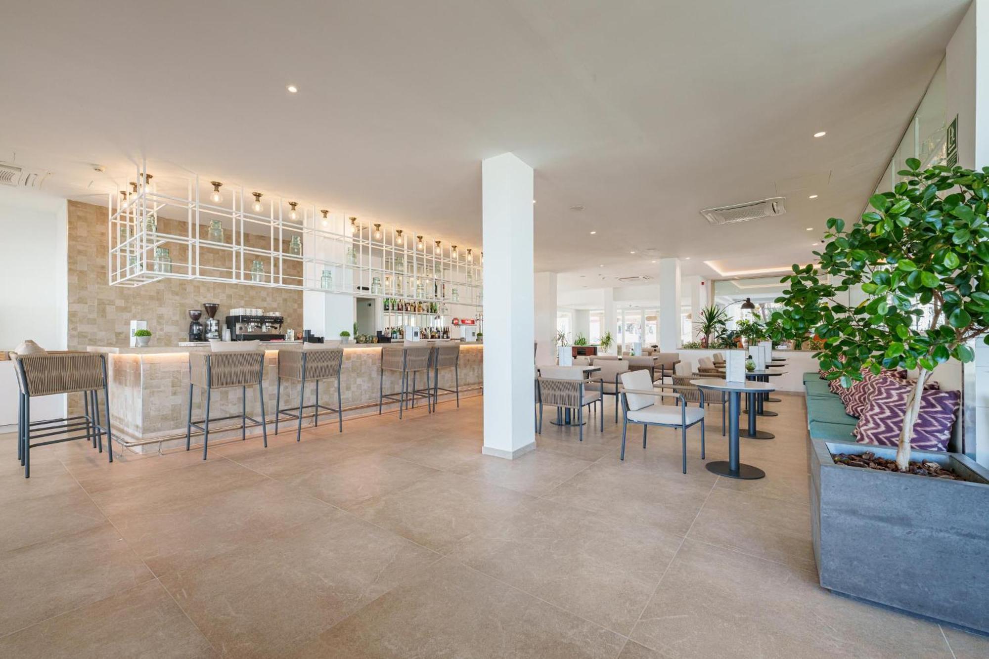 Ferrer Concord & (adults Only) Hotell