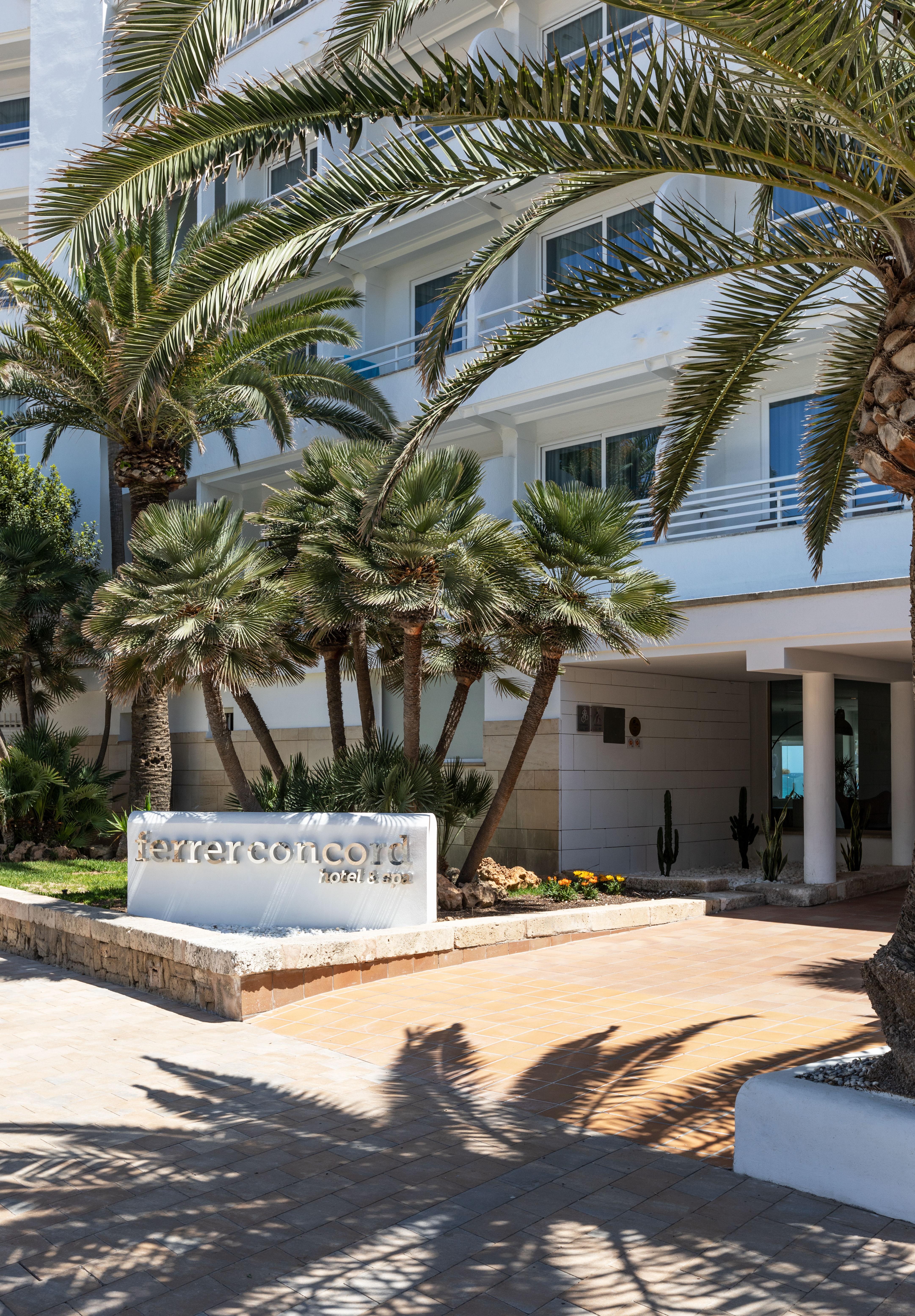 Ferrer Concord Hotel