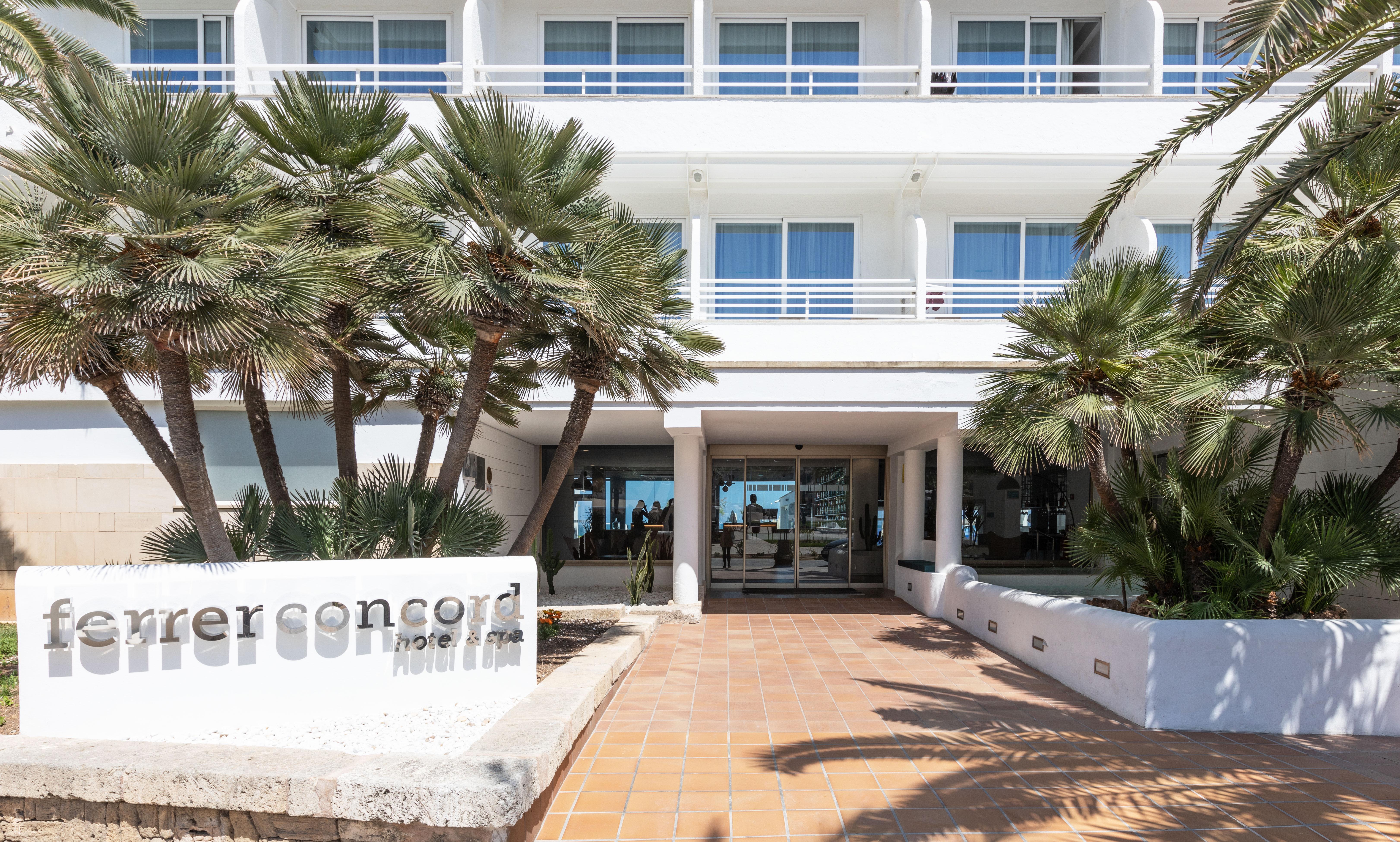 Ferrer Concord Hotel